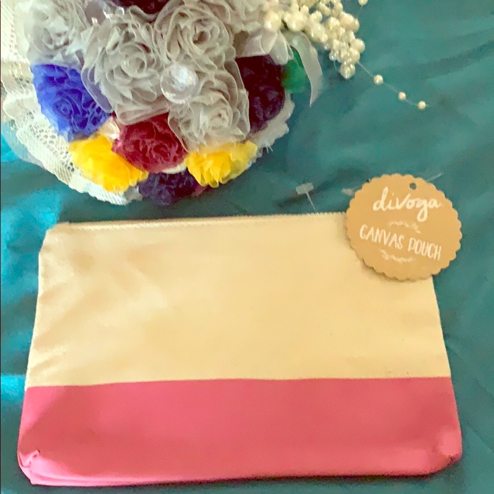 🔥Buy one get one free!! Canvas Pouch Divoga